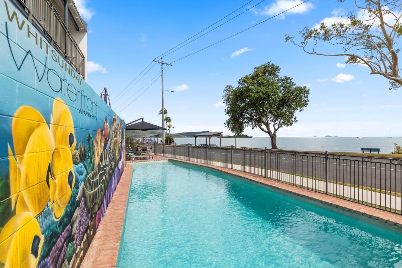 Whitsunday Waterfront Apartments Airlie Beach Extérieur photo