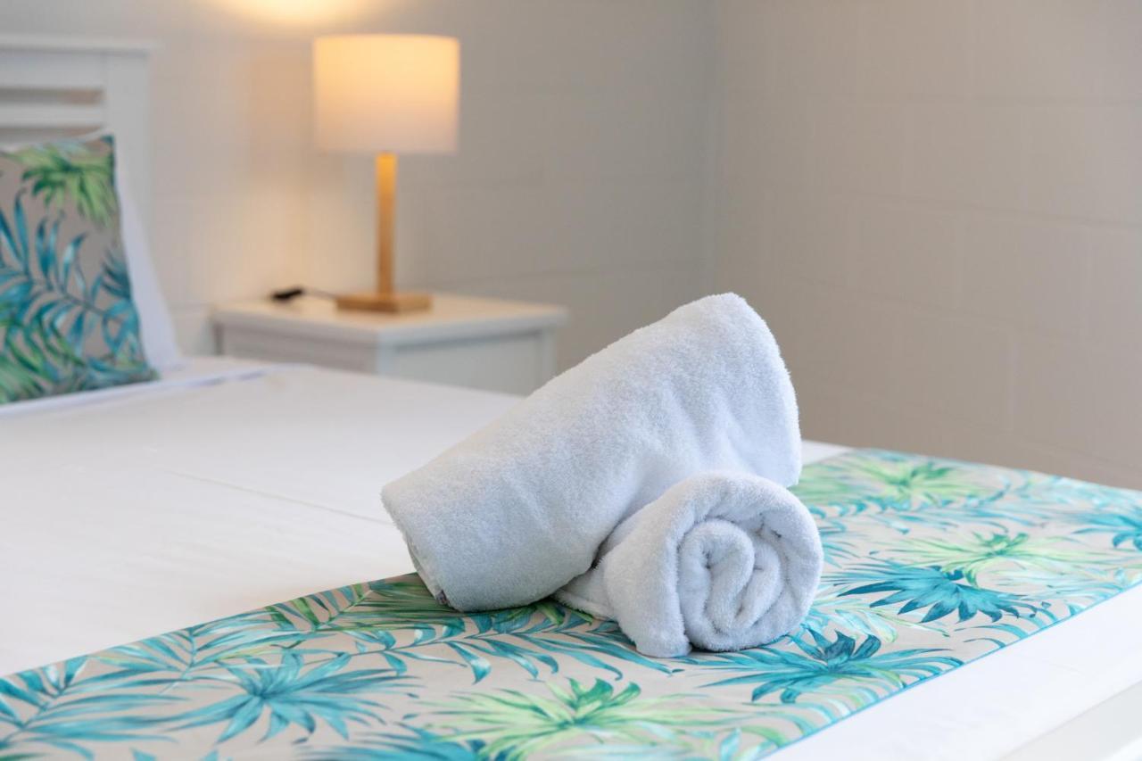 Whitsunday Waterfront Apartments Airlie Beach Extérieur photo
