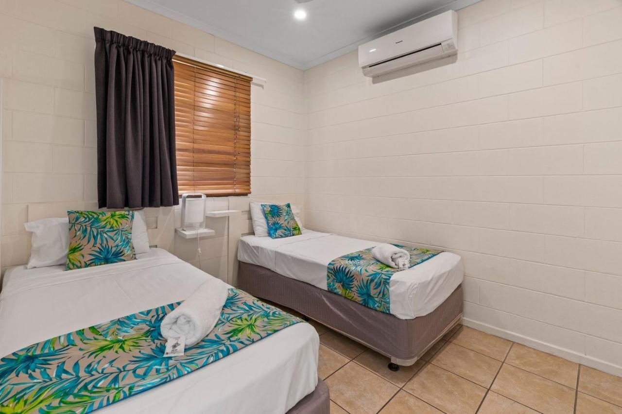 Whitsunday Waterfront Apartments Airlie Beach Extérieur photo