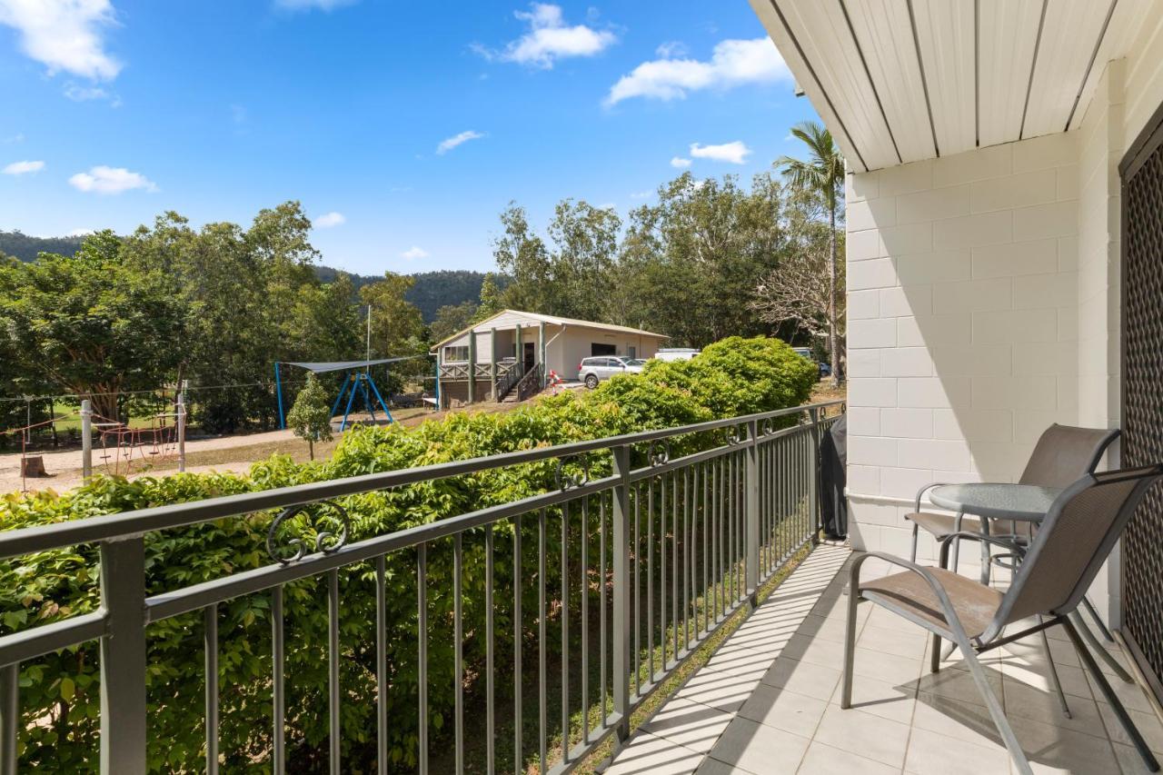Whitsunday Waterfront Apartments Airlie Beach Extérieur photo