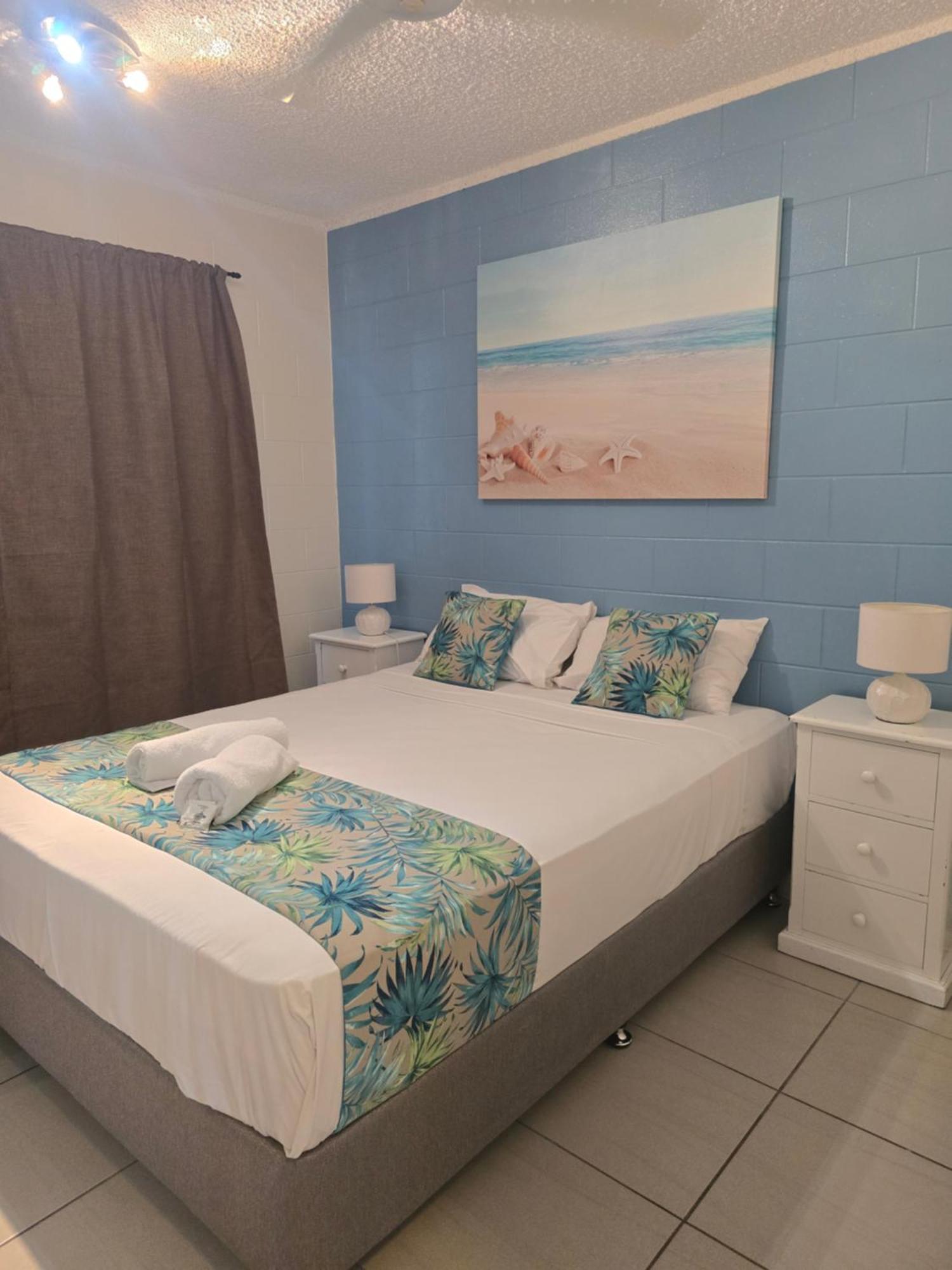 Whitsunday Waterfront Apartments Airlie Beach Extérieur photo