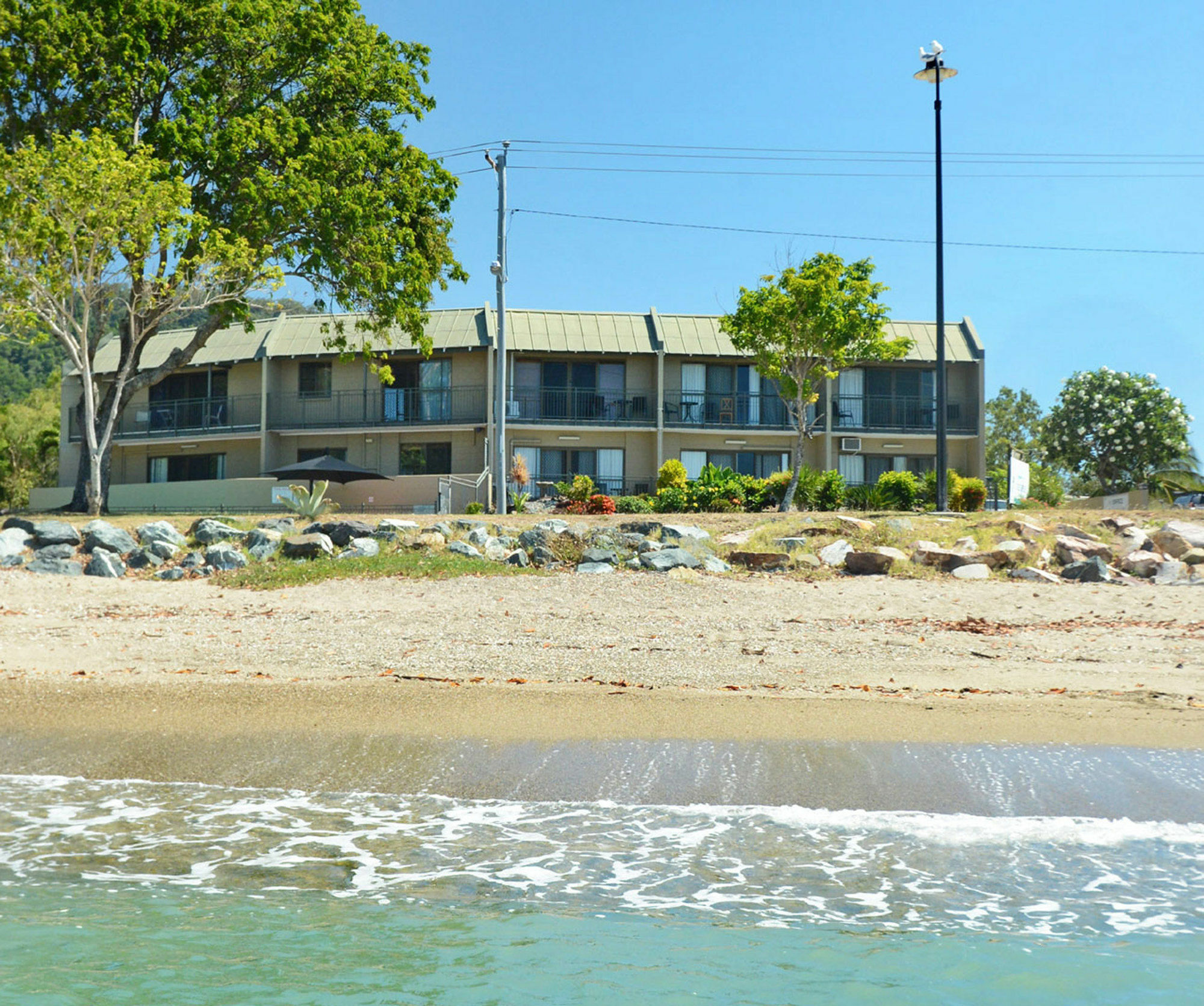 Whitsunday Waterfront Apartments Airlie Beach Extérieur photo