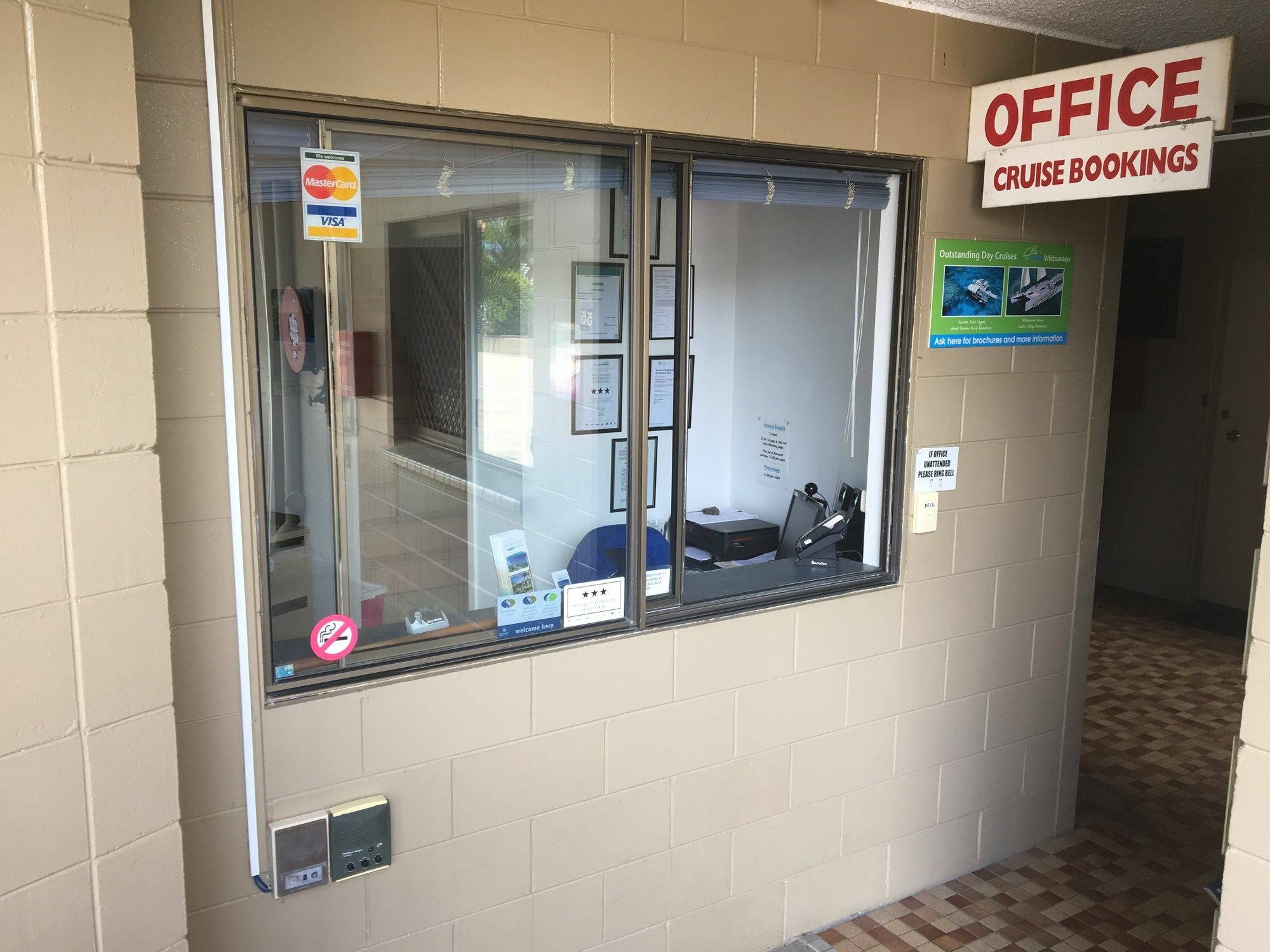 Whitsunday Waterfront Apartments Airlie Beach Extérieur photo